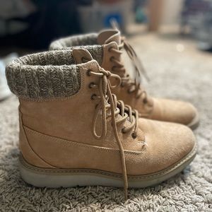 Women’s suede boots with knit detail, size 8